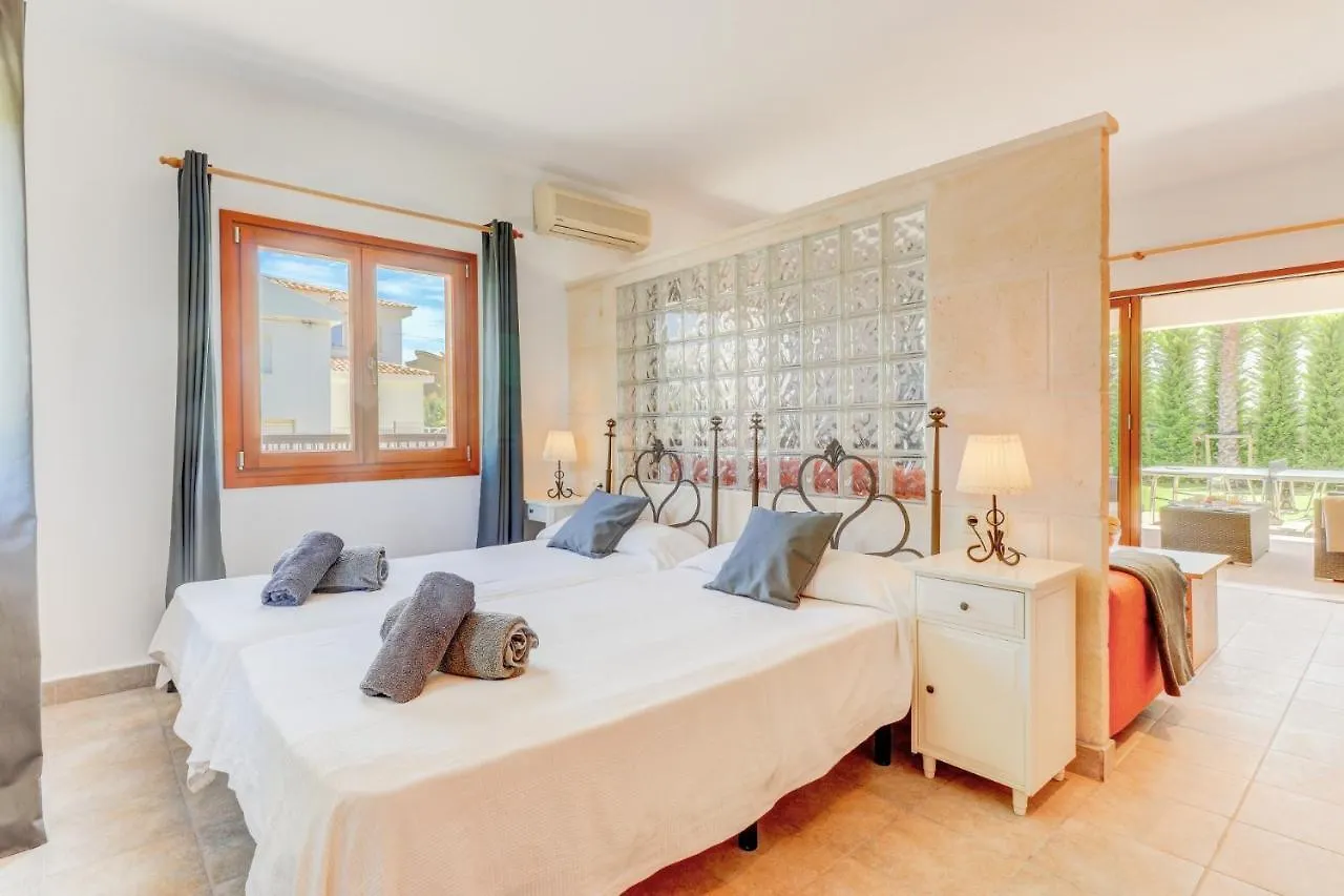 Llenaire Nine Villa Pollenca Spain